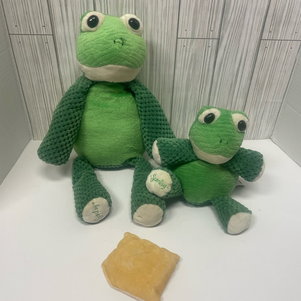 Scentsy Buddy Ribbert the Green Frog Plush Lot
